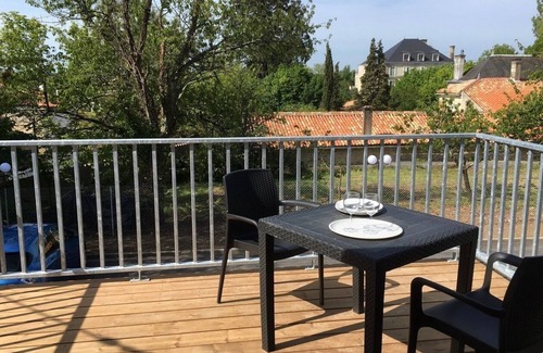 Jonzac Apartment | Studio comfort in the heart of Jonzac