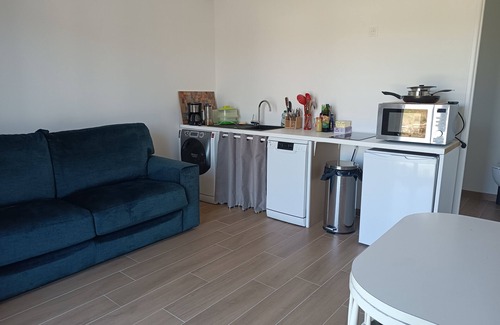 Rochecorbon Apartment | Studio Confortable
