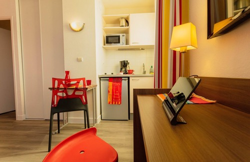 Clemenceau Apartment | Studio Confortable + Kitchenette | Wi-Fi Gratuit