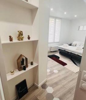 Combat Apartment | Studio cosy Buttes-Chaumont
