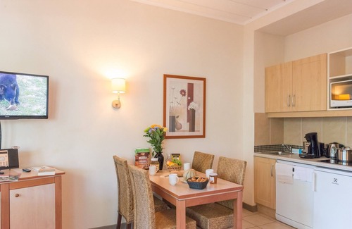 Rouret Apartment | Studio Cosy et Abordable avec Wi-Fi Gratuit