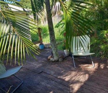 Saint-Claude Apartment | studio dans un écrin vert