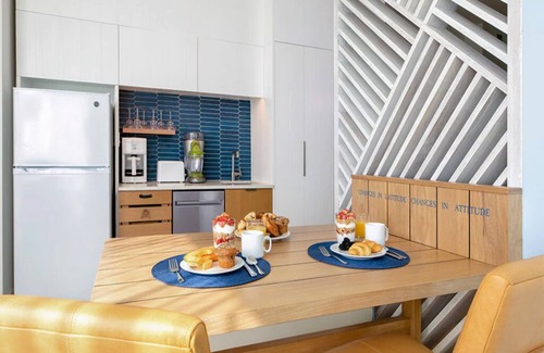 Sobro Apartment | Studio Deluxe w/Mini Kitchen at Nashville Margaritaville Resort!