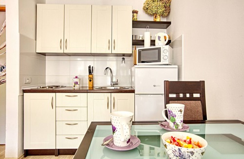 Podglavica Apartment | Studio flat with terrace Stupin Čeline, Rogoznica (AS-19462-a)