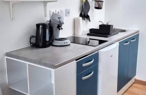 Avesnes-sur-Helpe Apartment | Studio for 2 people on the ground floor with terrace and parking space