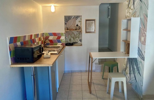 Tournon-sur-Rhone House | Studio gîte Jabouti Casa
