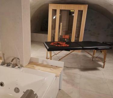 Dallet Apartment | Studio Glamour avec espace balnéo privé