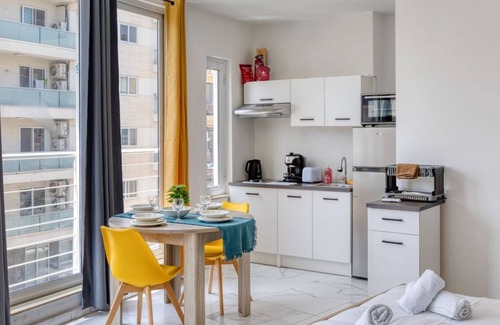 Pieta Apartment | Studio home with sofa bed close to Valletta w/WIFI