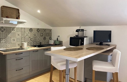 Saint-Hilaire-la-Palud Apartment | Studio in the heart of the marais poitevin regional park