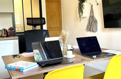 Marly-le-Roi Apartment | Studio in Marly-le-Roi, Renovated and functional