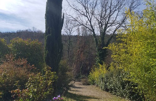 Esparron-de-Verdon Apartment | Studio in the heart of nature, 10 minutes from Lac d'Esparron