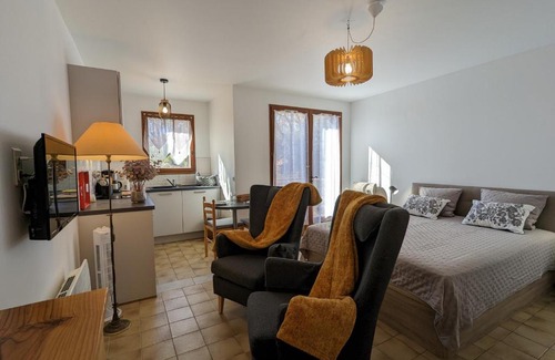 Greoux-les-Bains Apartment | Studio - Jardins de Cybèle - Gréoux-les-Bains