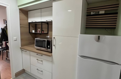 Saint-Etienne-en-Devoluy Apartment | Studio "Le 27" with Mountain View, Balcony and Wi-Fi
