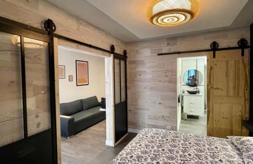 Lons-le-Saunier Apartment | STUDIO LILOU