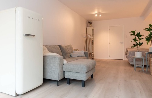 Schagen Apartment | Studio Loet Schagen S