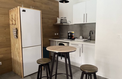 Orient Bay Apartment | Studio ô Soleil, in the heart of Orient Bay Park, on the beach