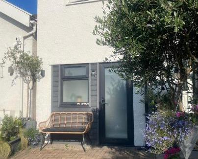 Westbury on Trym Apartment | Studio Tavros