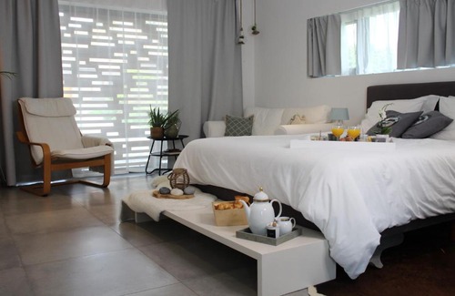 Beaufays House | Studio tout neuf. Court séjour, loisirs, professionnel