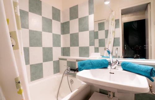 Le Corbier Apartment | Studio Vostok Zodiaque-27 by Interhome