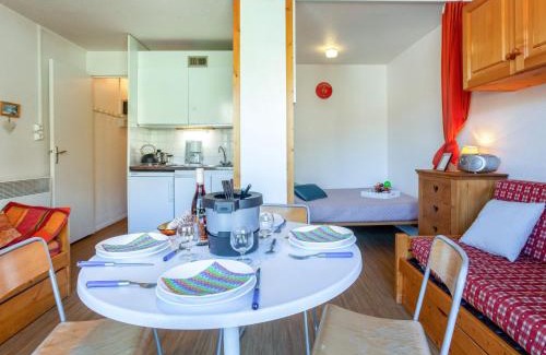 Le Corbier Apartment | Studio Vostok Zodiaque-42 by Interhome