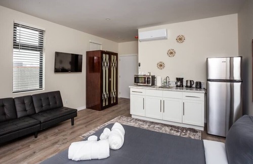 Bankers Hill Apartment | Studio with Beautiful View next to Downtown