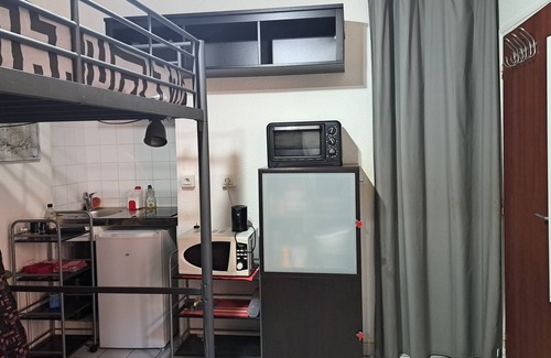 Colomiers Apartment | Studio with garden in the center of Colomiers in absolute calm.