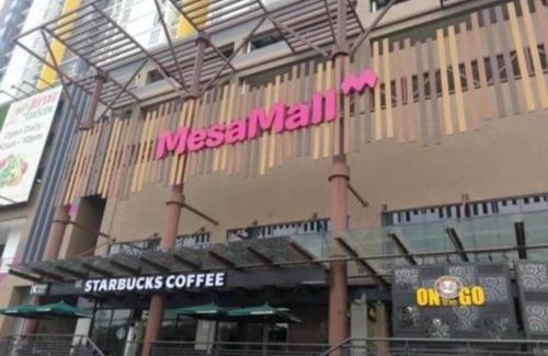 Nilai Apartment | Studio with pool view by ZANA HOMES