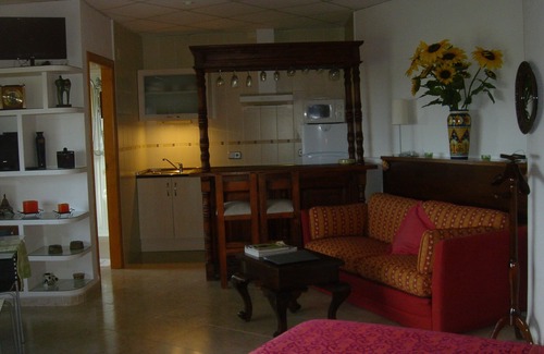 Ador Apartment | Studio with stunning views of sea and mountains with private pool and garden