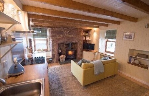 Pennan Cottage | Stunning 1 Bedroom Fishermans Cottage Located In The Beautiful Village Of Pennan
