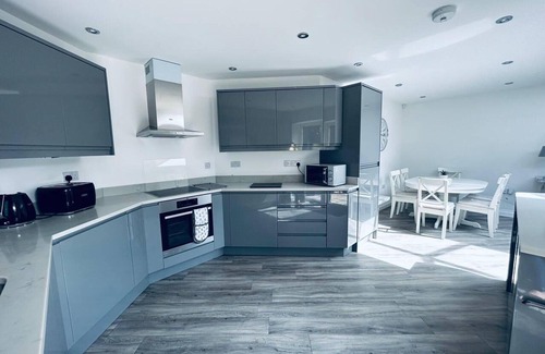 Team Valley Cottage | Stunning 3-bed Cottage, 15mins From Newcastle