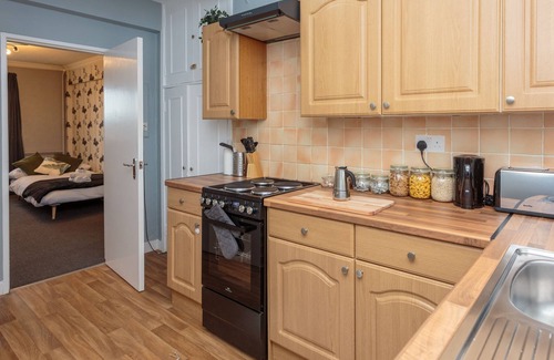 Gorgie Apartment | Stunning 3 bedroom Apartment, Edinburgh