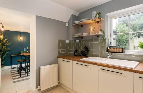 Enstone House | Stunning 3BD Oxfordshire Cottage in Enstone
