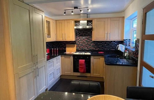 Bridgend House | Stunning 4 Bedroomed holiday home
