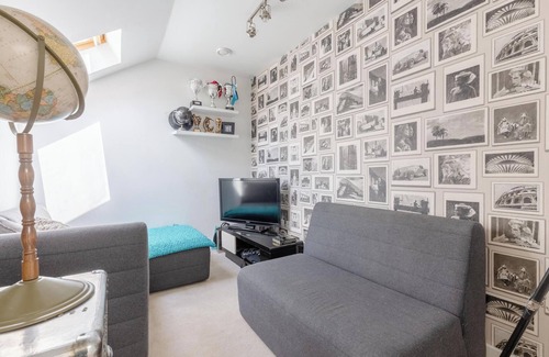 Clapton House | Stunning 4BD House, Clapton!