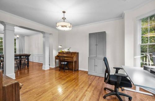 Durham House | Stunning 5 bedroom/3 bath home in Hope Valley Farm