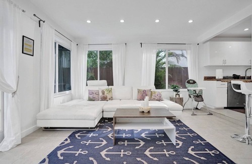 Ives Estates Villa | Stunning 5BR Villa w/Luxe Cabana & Heated Pool
