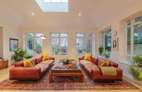 Wargrave House | Stunning 6-bedroom countryside home