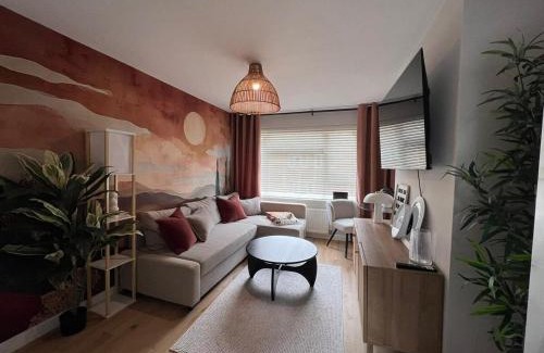 Stansted Apartment | Stunning and Peaceful 2 bed Flat 10 mins from Stansted Airport