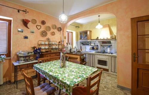 Monteleone Sabino Apartment | Stunning Apartment In Monteleone Sabino With Wifi