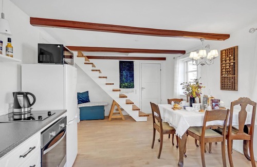 Norre Alslev Apartment | Stunning apartment in Nørre Alslev