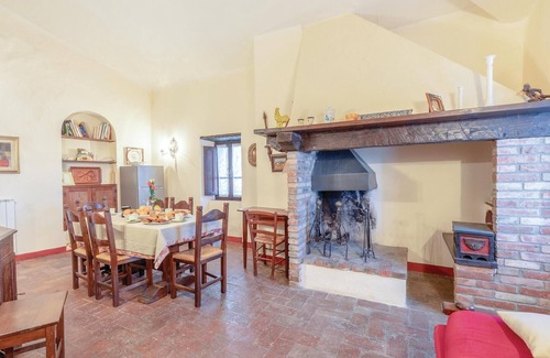 Piegaro Apartment | Stunning apartment in Piegaro (PG)