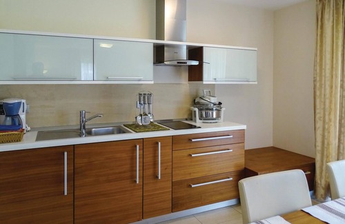 Lasko Apartment | Stunning apartment in Lasko with WiFi