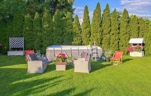 Wielki Klincz House | Stunning Apartment In Wielki Klincz With Wifi
