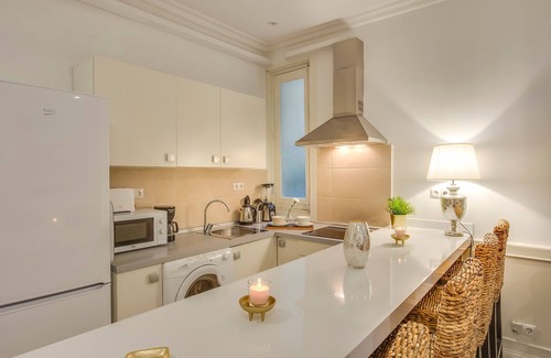 Moncloa - Arguelles Apartment | Stunning Apt in front of the Royal Palace