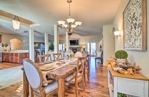 Branson Villa | Stunning Branson Villa with On-Site Golf Access