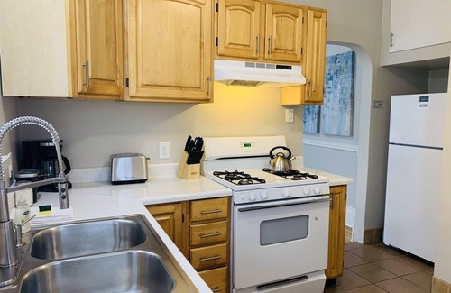 Greeley Apartment | Stunning Bungalow next to UNC - Free Bikes!