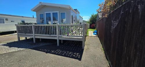 Great Yarmouth Boat Rental | Stunning Caravan With Large Decking At California Cliffs In Norfolk Ref 50001Oc