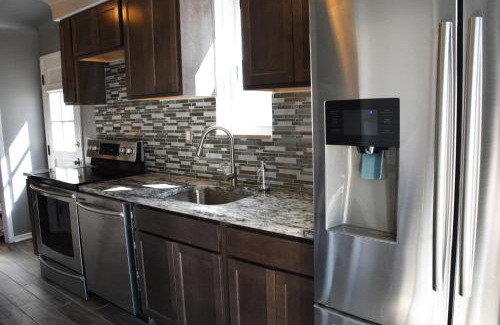 Royal Oak Apartment | Stunning Downtown Royal Oak Townhouse (909)