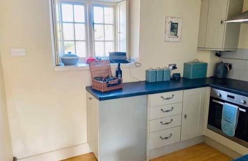 Holme Cottage | Stunning Driftwood Cottage at Holme-next-the-sea