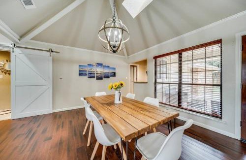 Far North Dallas House | Stunning Gables House Basketball Court
